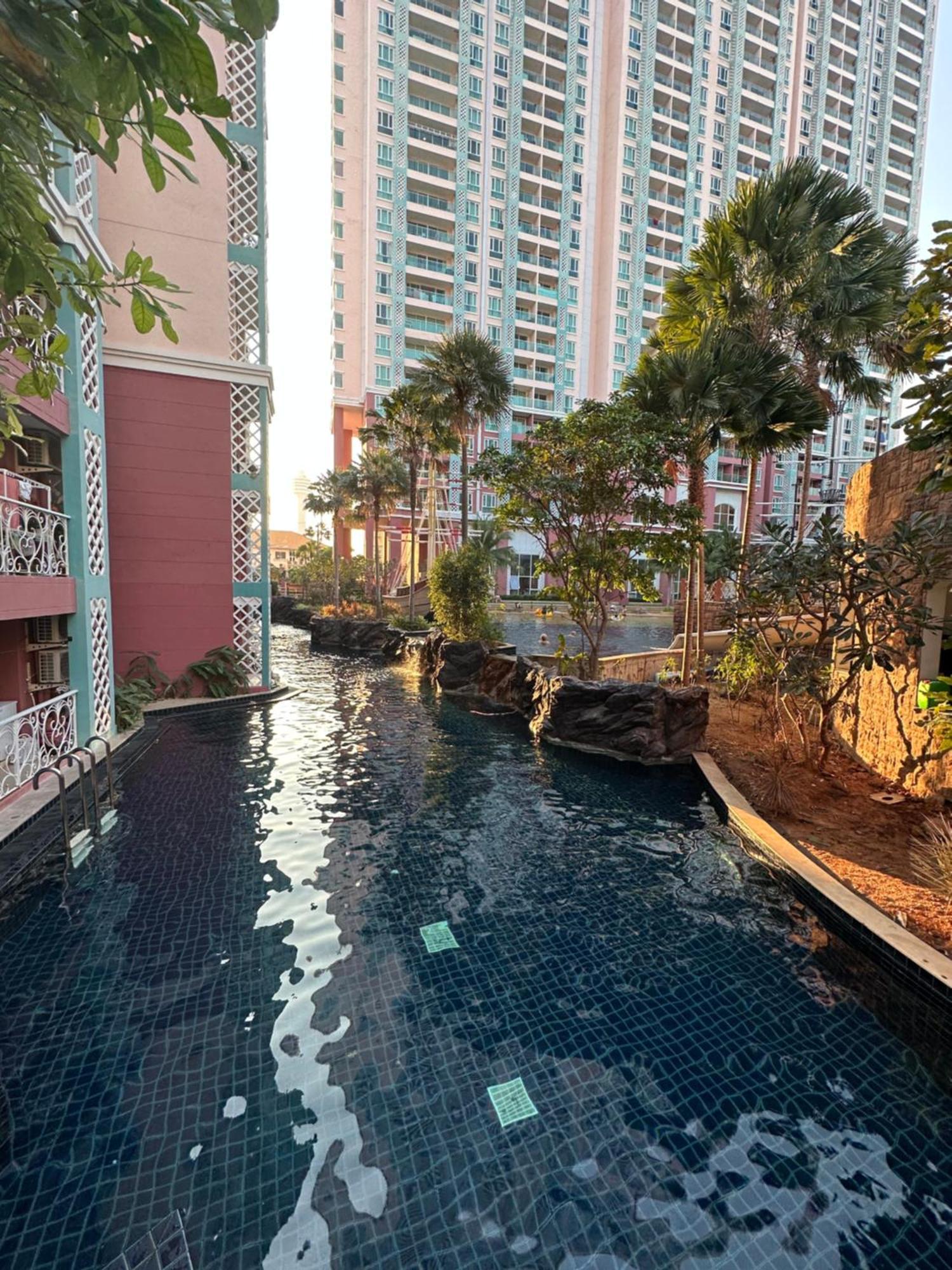 Grande Caribbean Resort Pattaya Zewnętrze zdjęcie